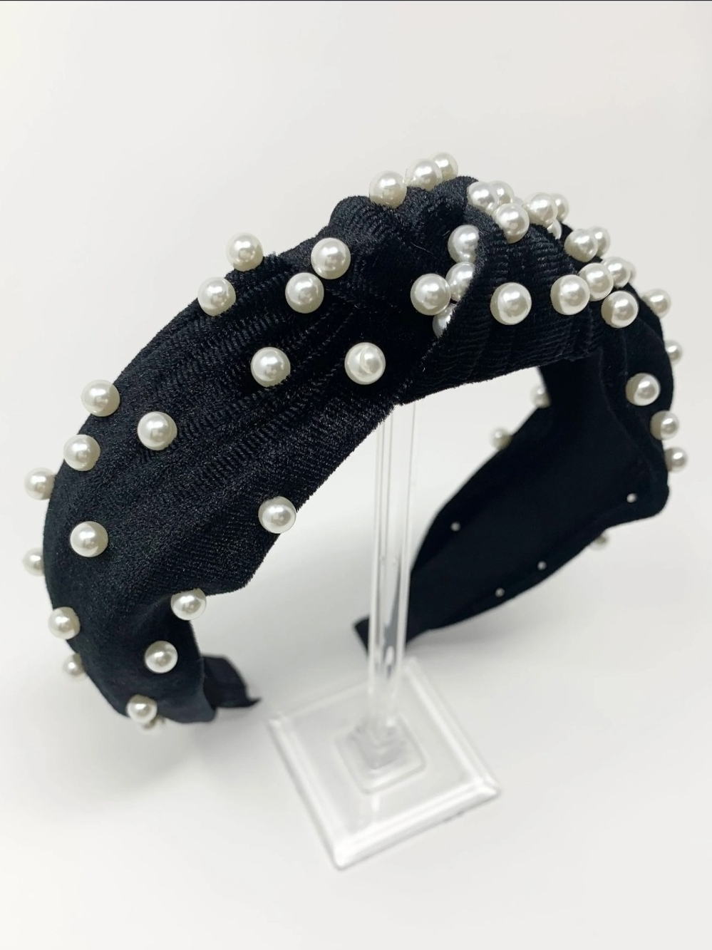Black Velvet Knotted Headband Features Scattered Faux Pearl Embellishments